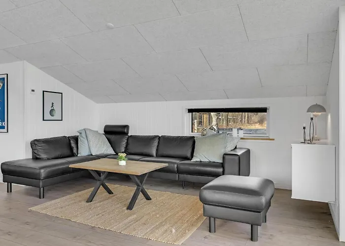 Cozy In With Kitchen *